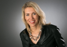 Katja Anette Brandt, CEO DACH bei Mindshare, hat nicht nur im Umgang mit Kunden aus der Finanz-Branche ein gutes Hndchen - Foto: Mindshare